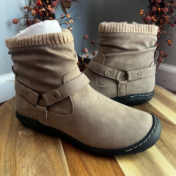 JBU by Jambu Westwood Water Resistant Ankle Boot Sz 9M US in Taupe Faux Leather - Picture 1 of 10